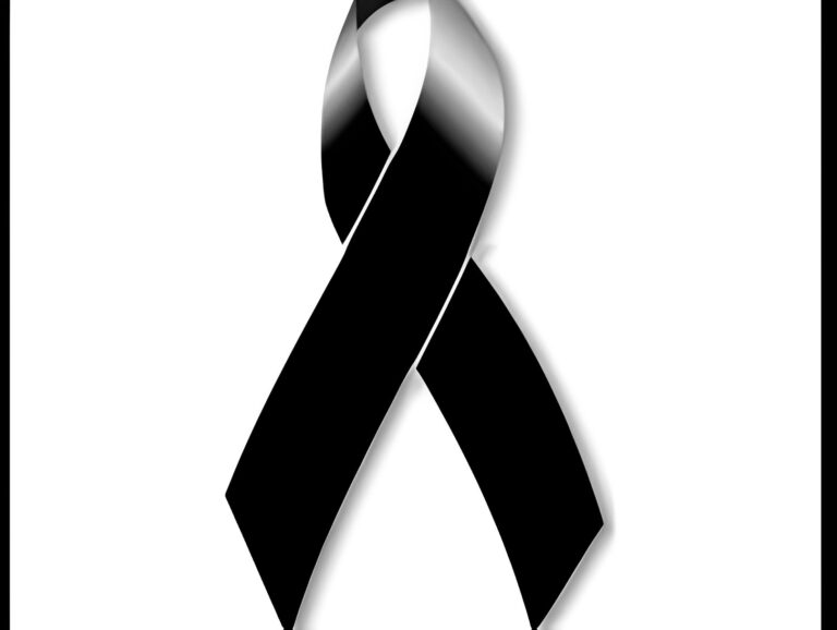 Έκτακτο – Τραγωδία: Πέθανε πασίγνωστο μοντέλο και ηθοποιός