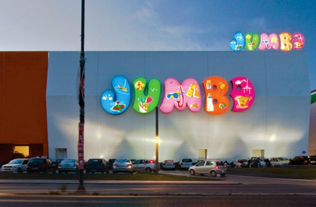 Μεγάλη φωτιά στο Jumbo Πειραιά – Συναγερμός στην Πυροσβεστική