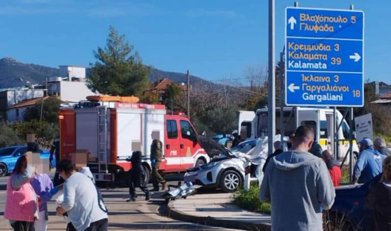 Νέα τραγωδία στην άσφαλτο: Νεκρός 45χρονος μετά από σφοδρή σύγκρουση τρακτέρ με ΙΧ