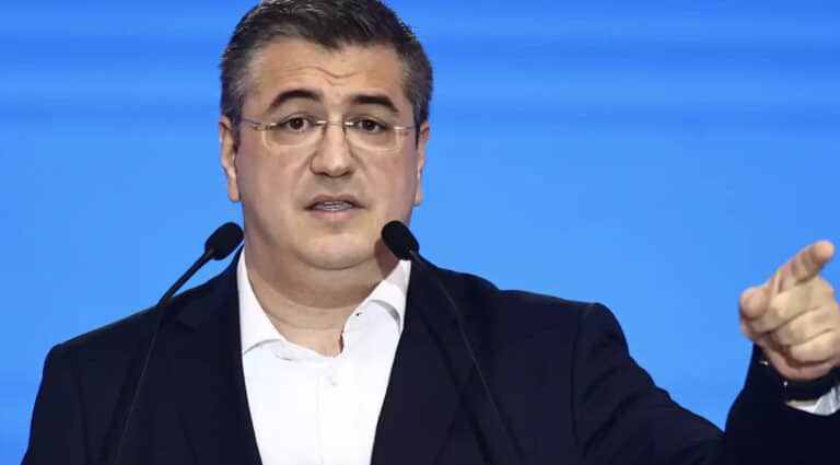 Ο Απόστολος Τζιτζικώστας παραιτήθηκε από Περιφερειάρχης Κεντρικής Μακεδονίας