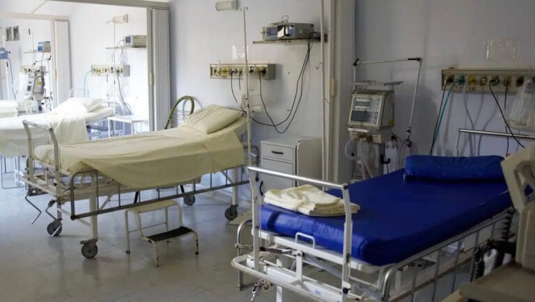 Θρήνος στην Κρήτη – Πέθανε κοριτσάκι δύο ετών