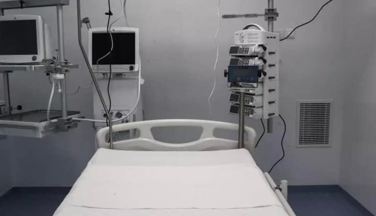 Πέθανε η 16χρονη που είχε προσβληθεί από μηνιγγίτιδα – Ήταν διασωληνωμένη πάνω από ένα μήνα