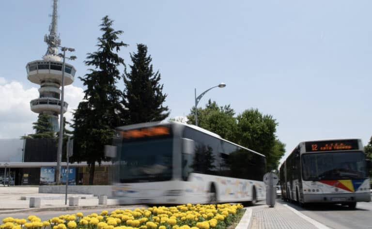 Θεσσαλονίκη: «Έκανα το αυτονόητο» λέει ο οδηγός του ΟΑΣΘ που βρήκε τσάντα με 2.500 εupώ και την παρέδωσε στην Αστυνομία