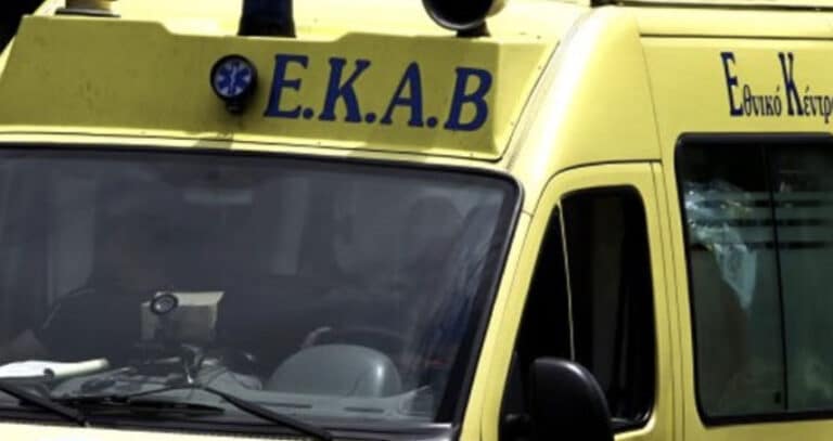 Νεκρός οδηγός που έπαθε ανακοπή και «καρφώθηκε» σε προπορευόμενο όχημα