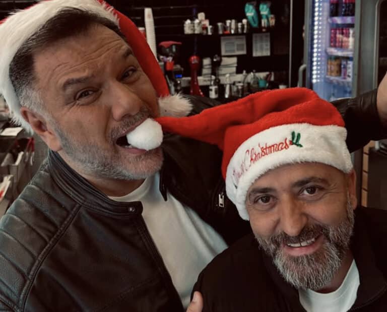 Γρηγόρης Αρναούτογλου: Η τούρτα υπερπαραγωγή που έσβησε για τα 51 του χρόνια