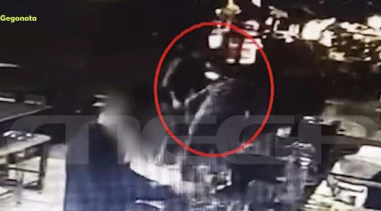 Μαρούσι: 15χρονος μπαίνει μαχαιρωμένος σε κατάστημα και ζητά βοήθεια – Τον χτύπησε ομάδα ανηλίκων