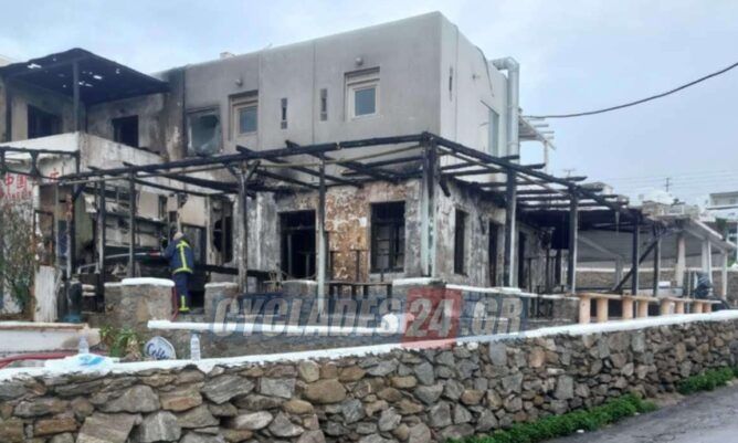 Μύκονος: Φωτιά στη Φάμπρικα – Κάηκε ολοσχερώς κατάστημα και γκαρσονιέρες