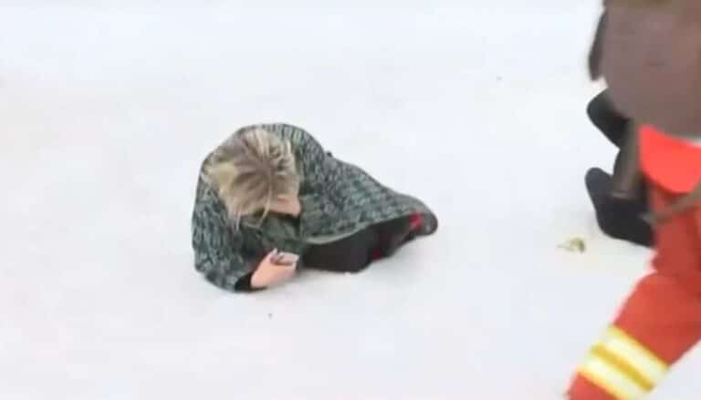 Κατέρρευσαν οι συγγενείς του σκιέρ στο Σέλι – Κανένας γονιός, να μην ζήσει την αγωνία του χαμένου παιδιού του