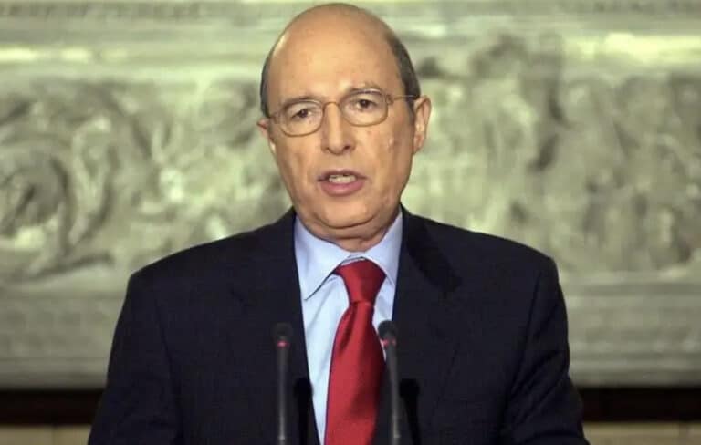 Κώστας Σημίτης: Δημοσία δαπάνη και με τιμές εν ενεργεία πρωθυπουργού η κηδεία του – Τετραήμερο Εθνικό πένθος