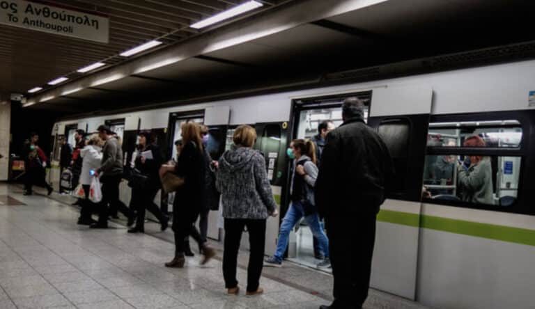 Αποσύρθηκε συρμός του Μετρό της Αθήνας με καπνούς και μυρωδιά καμμένου