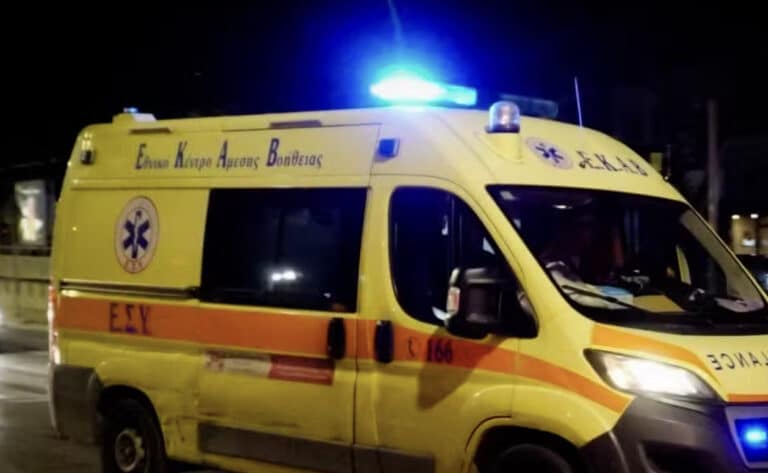 ΕΚΤΑΚΤΟ: Σοβαρό τροχαίο στη Χαλκίδα – Τραυματίστηκαν μητέρα και παιδί!