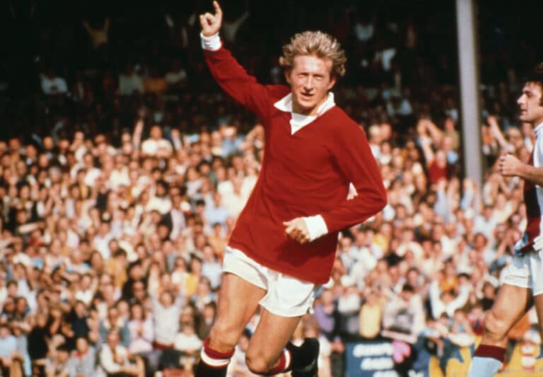 Πέθανε ο θρυλικός ποδοσφαιριστής Ντένις Λο