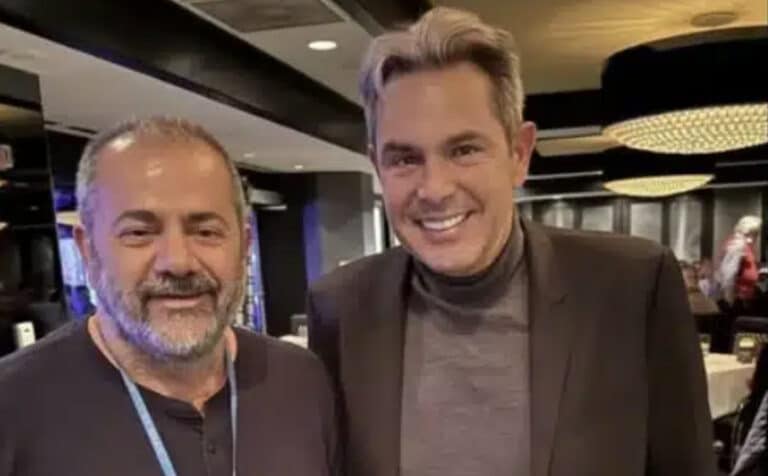 Αγνώριστος πασίγνωστος Έλληνας – Έκανε πλαστική, έγινε καλλονός και έχουν μείνει όλη με το στόμα ανοιχτό 