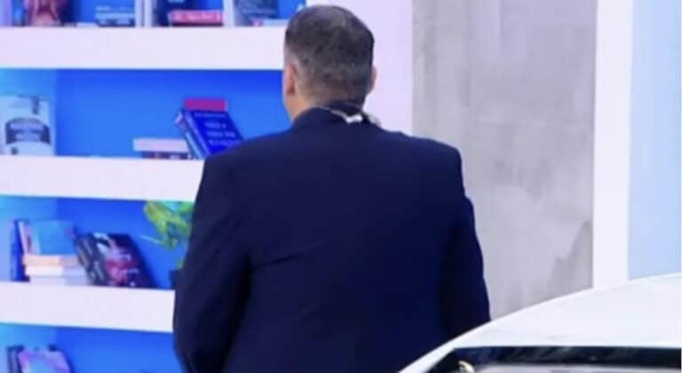 Απρόοπτο για τον Γιώργο Λιάγκα με το ανοικτό μικρόφωνο: “Μη μιλάτε όλοι μαζί γ@@ω την πουτ@@α μου”