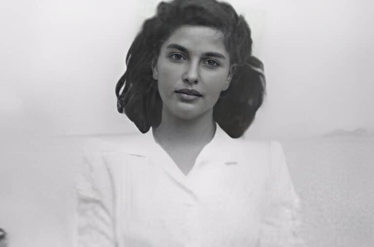 «Ήταν ένα θηρίο 8 μέτρων»: Η άγρια μέρα που ένας λευκός καρχαρίας κατασπάpαξε τη 16χρονη, Βάντα, στην Κέρκυρα