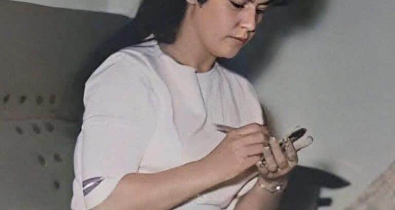 Μου βγάζει τα ρούχα, φώναζα, ούρλιαζα, δεν άκουγε κανένας…» – Ο βi:ασμός και ο γά.μος στα 14