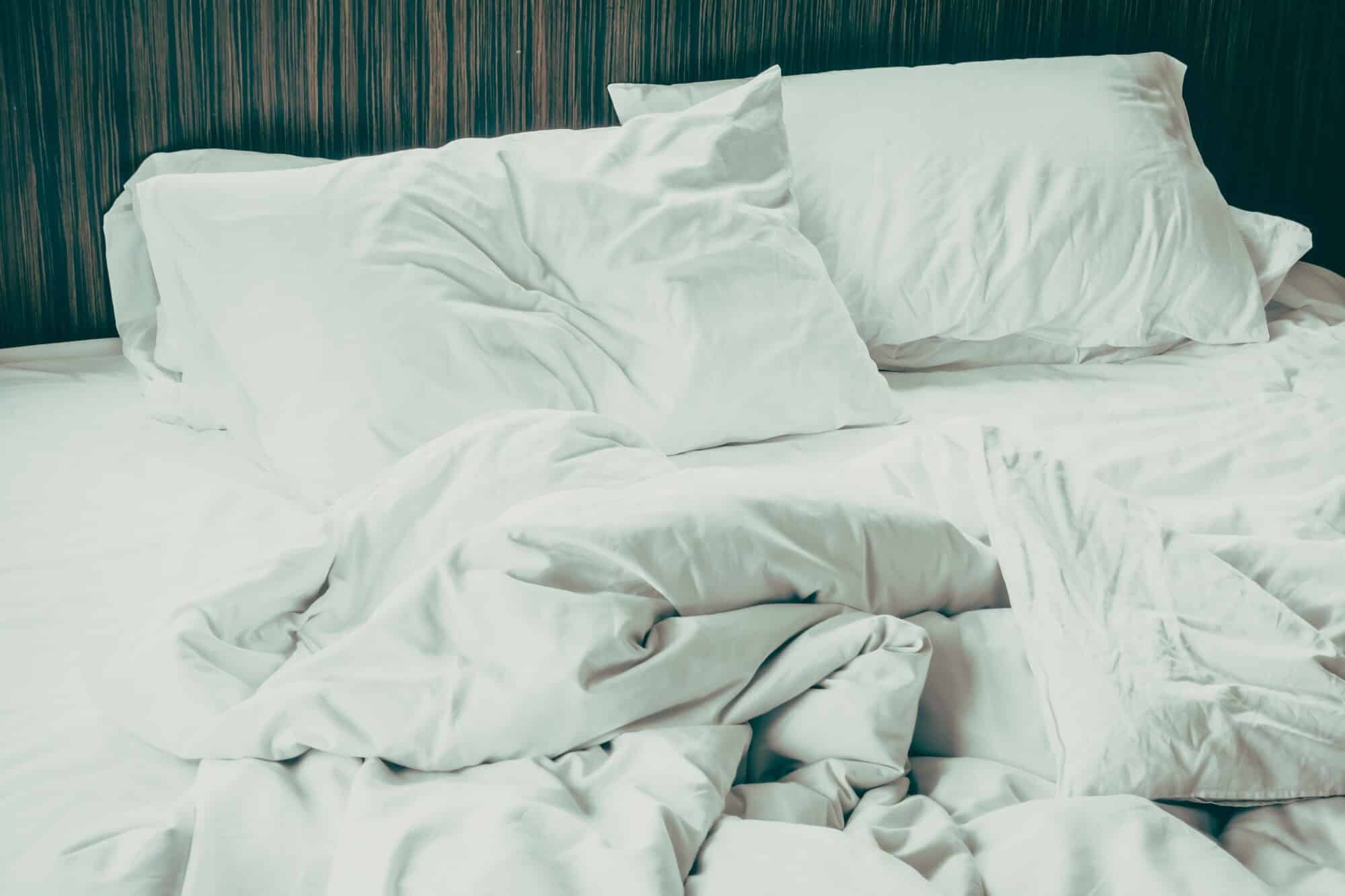 white pillow 1203 2441