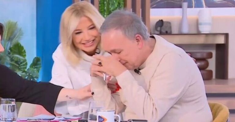 Ανδρέας Μικρούτσικος: Απαρηγόρητος στο πλατό του Buongiorno – Γιατί ξέσπασε σε κλάματα