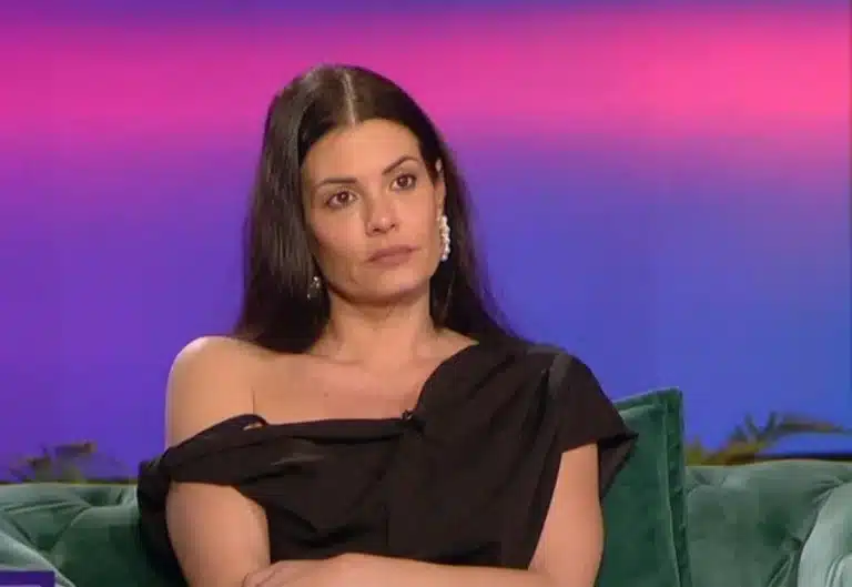 Μαρία Κορινθίου: «Είμαι Χριστιανή αλλά Καθολική»