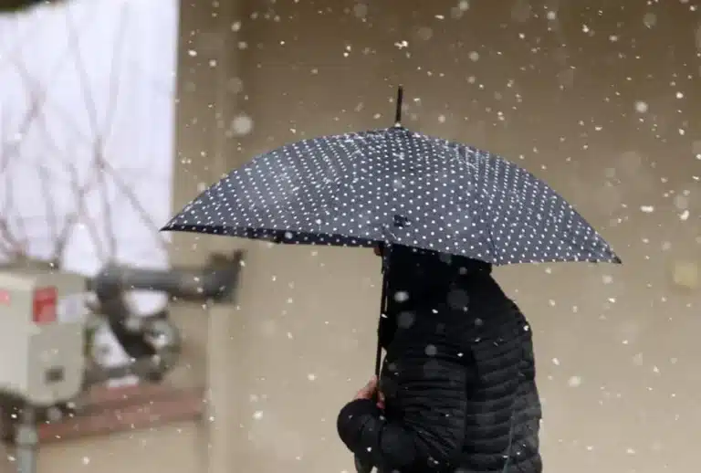 Κακοκαιρία Coral: Νέο έκτακτο δελτίο από την ΕΜΥ – Μέχρι πότε το ψύχος, χιόνια στην Αττική