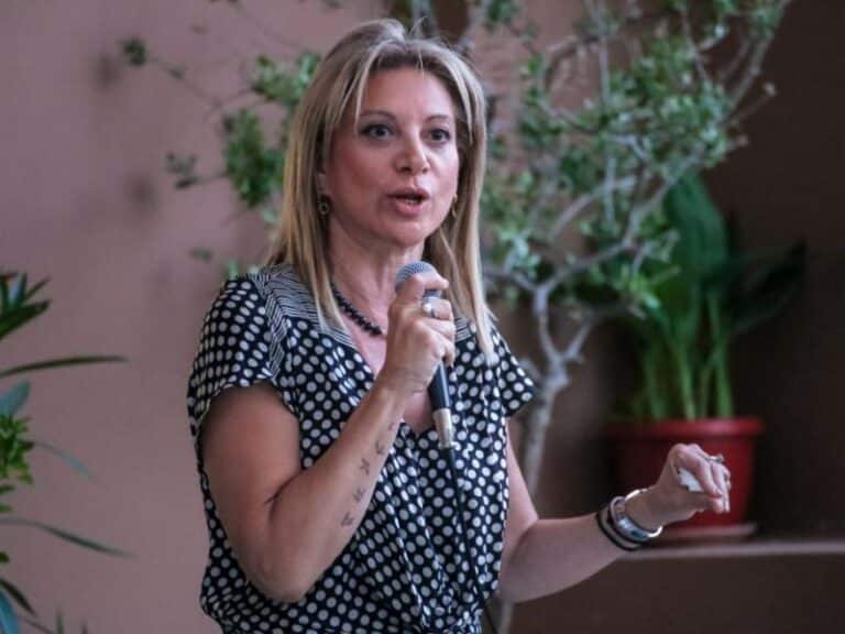 Μαρία Καρυστιανού: «Όσο πιο βαθιά μπαίνουμε σε αυτή τη βρώμικη υπόθεση, κινδυνεύει η ζωή μας»