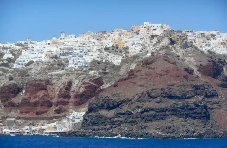 Σαντορίνη: «Αλλάζει η επιθετική σεισμική ακολουθία, ίσως ενεργοποιήθηκε γειτονικό ρήγμα»