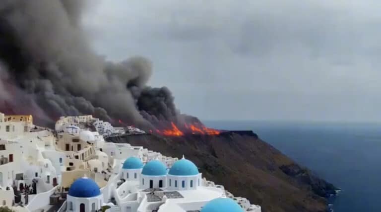 Σάλος με το ψεύτικο βίντεο που κυκλοφορούν οι Τούρκοι για να πλήξουν τον τουρισμό στη Σαντορίνη