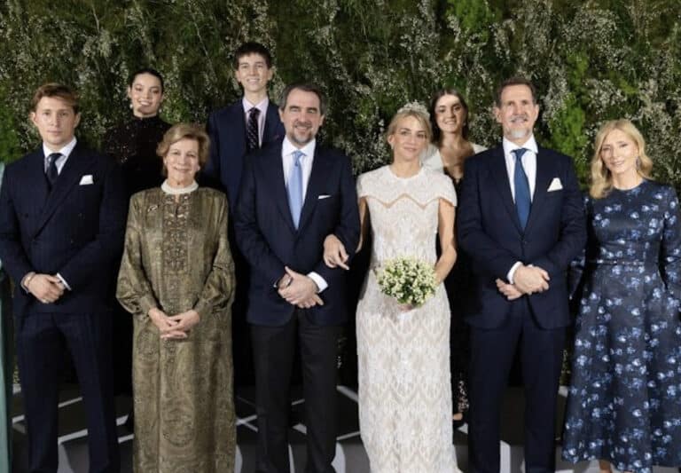 Νικόλαος Ντε Γκρες – Χρυσή Βαρδινογιάννη: Οι επίσημες φωτογραφίες και η ανακοίνωση για τον γάμο τους