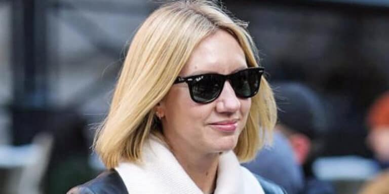 Ο γιακάς με κέντημα σε σταυροβελονιά που όλες οι Γαλλίδες θέλουν, έφτασε στα Zara