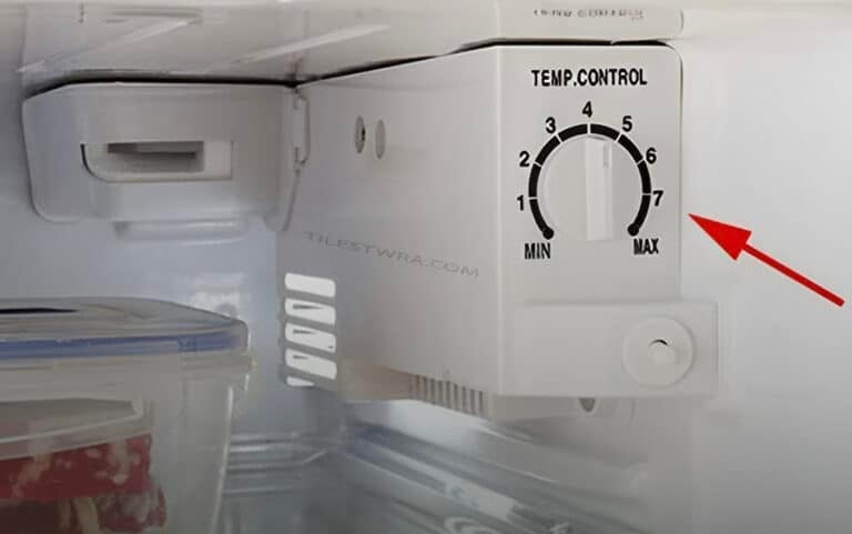 Το ψυγείο έχει ένα μικρό κουμπί που μπορεί να σας εξοικονομήσει χιλιάδες εupώ στον λογαριασμό σας. Πολλοί όμως δεν το γνωρίζουν