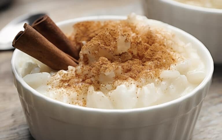 Το μυστικό για το πιο πηχτό ρυζόγαλο: Η παραδοσιακή συνταγή που θυμίζει γλυκό της γιαγιάς