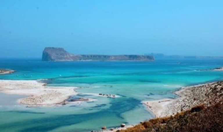 Τουρισμός για Όλους 2025: Ανοίγει αύριο το πρόγραμμα επιδότησης διακοπών