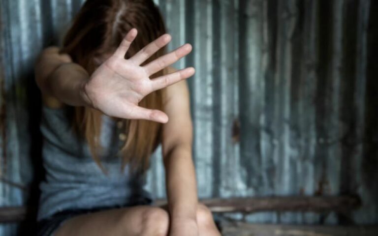 Φρiκη στο νησί της Ρόδου με βıασμό 8χρονη κόρης γιατρού