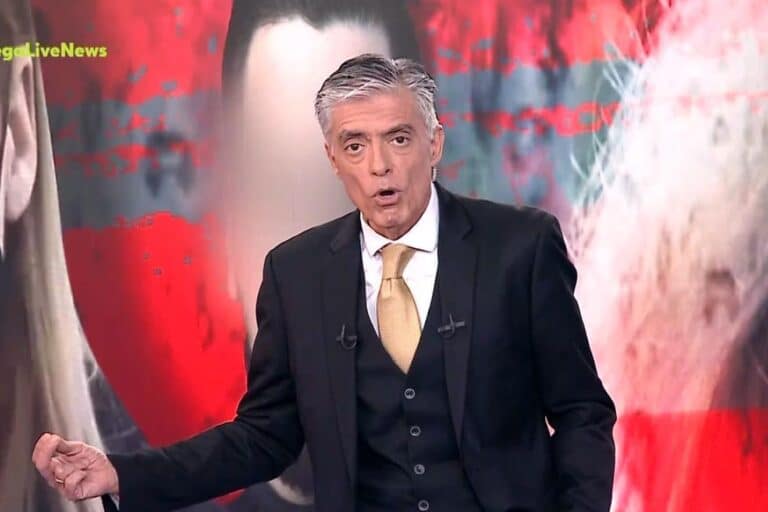 Σε έξαλλη κατάσταση ο Νίκος Ευαγγελάτος: «Ντpοπή, τα αρπάξατε από κάπου;»