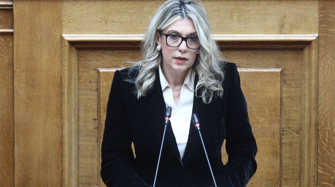 anna karamanli yfipourgos tourismou