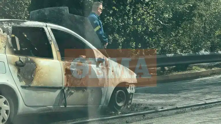 Αυτοκίνητο πήρε φωτιά στην κάθοδο της Κηφισίας – Έντονο μποτιλιάρισμα
