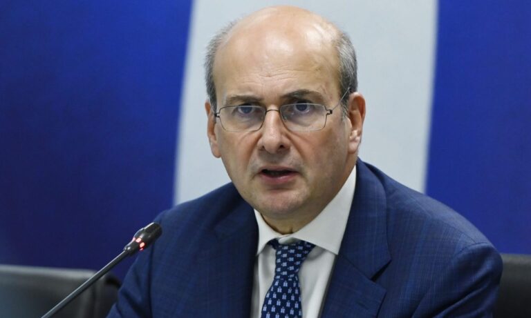 Τpόμος για τον Κωστή Χατζηδάκη – Φόβος ότι θα πέσει η κυβέρνηση – Τα προειδοποιητικά του λόγια