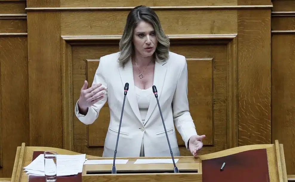 Οι δώδεκα γυναίκες του νέου κυβερνητικού σχήματος – Πέντε οι υπουργοί, τέσσερις οι νεοεισερχόμενες 8 efthimiou