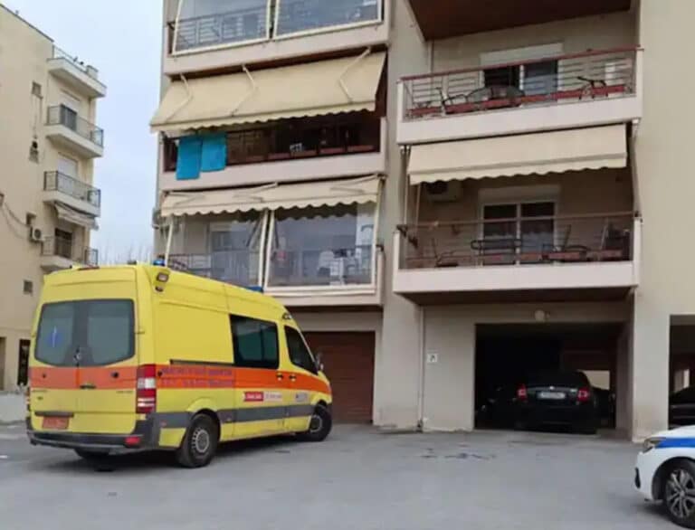 Νέα γυναικοκτονία στη Σίνδο: Την κατέσφαξε και μετά προσπάθησε να αυτοκτονήσει πέφτοντας από το μπαλκόνι