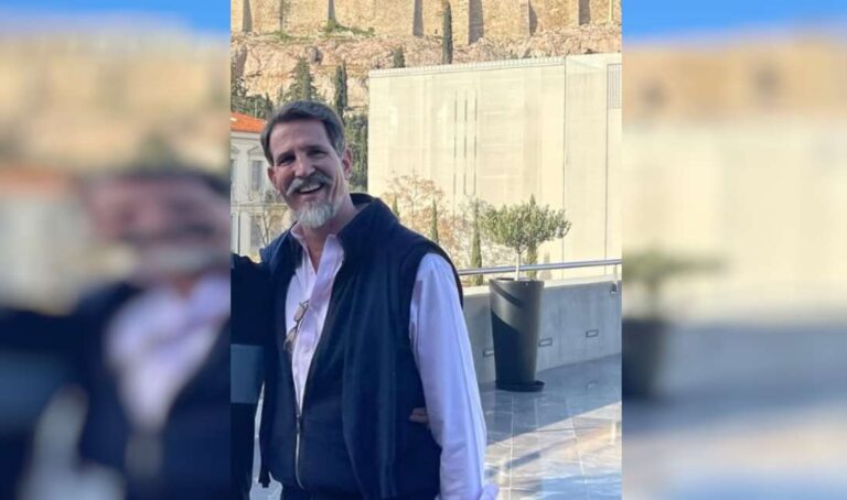 «Ξηλώνουν» τον Δήμαρχο που αποκάλεσε «πρίγκιπα» τον Παύλο Ντε Γκρες σε εκδήλωση
