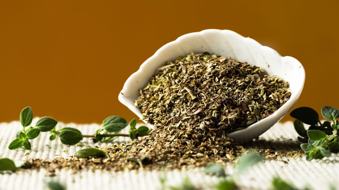 pos trivoume ti rigani se poudra gastronomos 1170x658 1