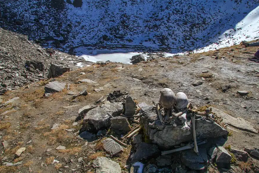 roopkund 5 bones