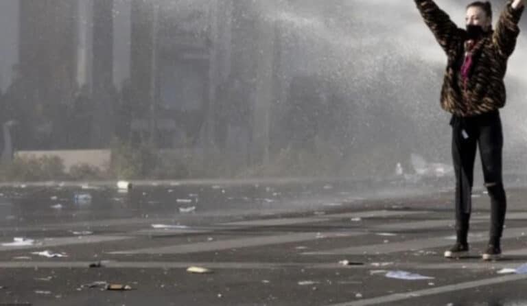 Νίκος Πλακιάς για το κορίτσι απέναντι στην «Αύρα» – «Πλέον είναι η κόρη μου»