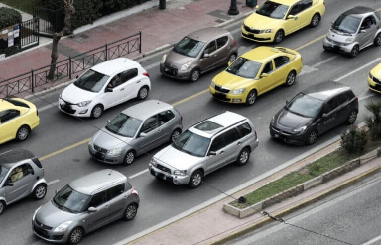 Ποιοι δρόμοι κλείνουν αύριο στο κέντρο της Αθήνας λόγω ορκωμοσίας Τασούλα