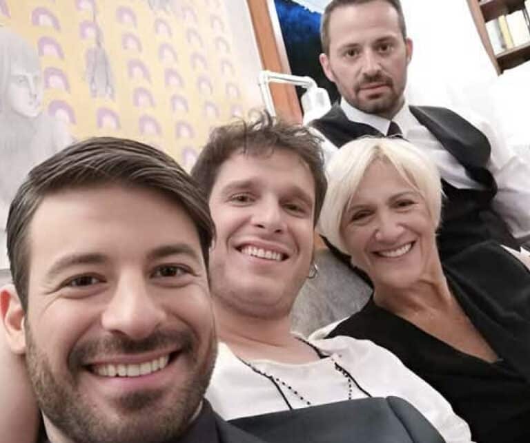 «Καλό ταξίδι στο φως “ΜΑΜΑ”» Συντετριμμένος ο “γιος” της Καίτης Κωνσταντίνου