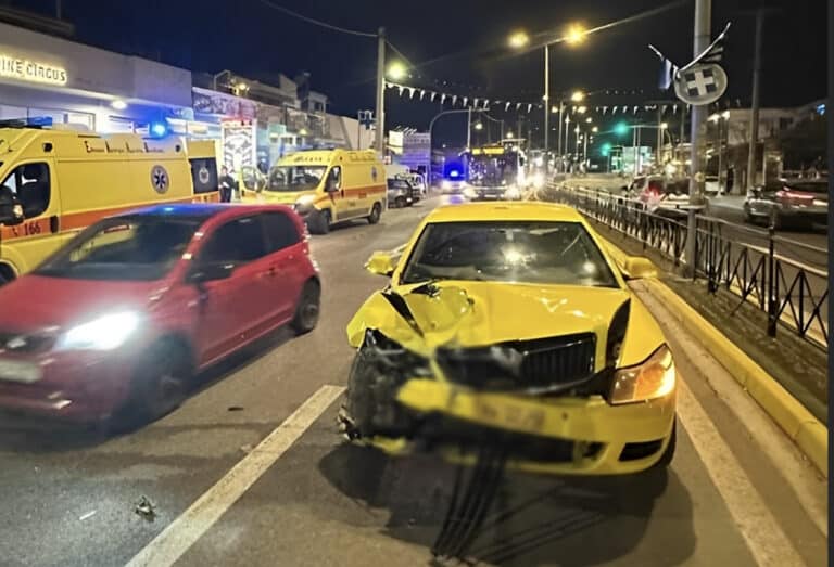 Μεθυσμένος οδηγός ταξί προκάλεσε τροχαίο με δύο τραυματίες