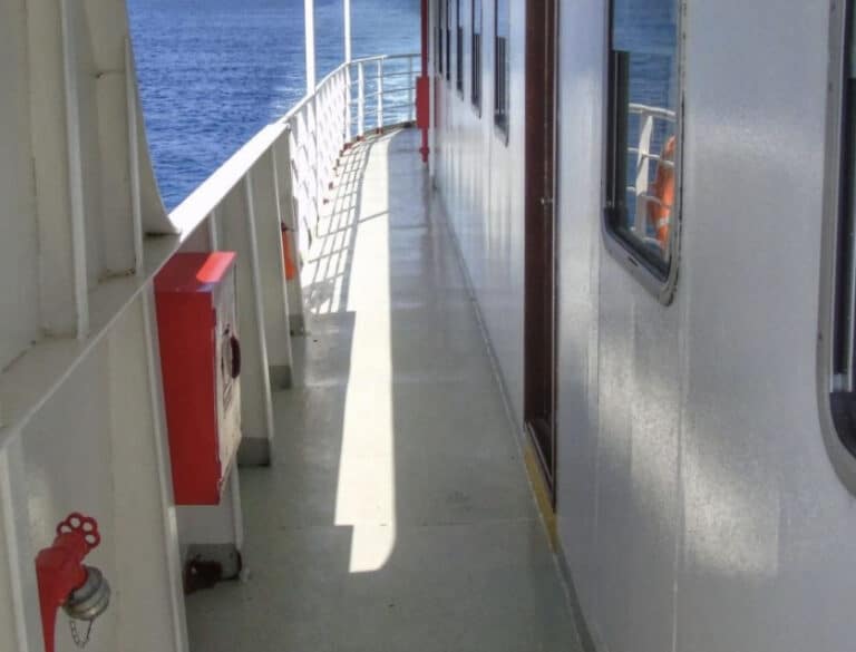 Νεκρή εντοπίστηκε γυναίκα σε καμπίνα πλοίου που εκτελούσε το δρομολόγιο Ηράκλειο-Πειραιάς