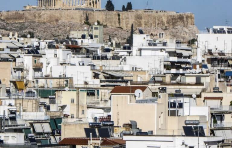 RE/MAX: Το 39% των Ελλήνων διαθέτουν δεύτερη κατοικία