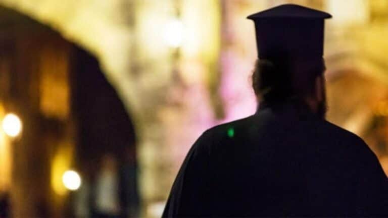 Άρτα: Ιερέας βίαζε 7χρονο κορίτσι για χρόνια ακόμη και μέσα στην εκκλησία