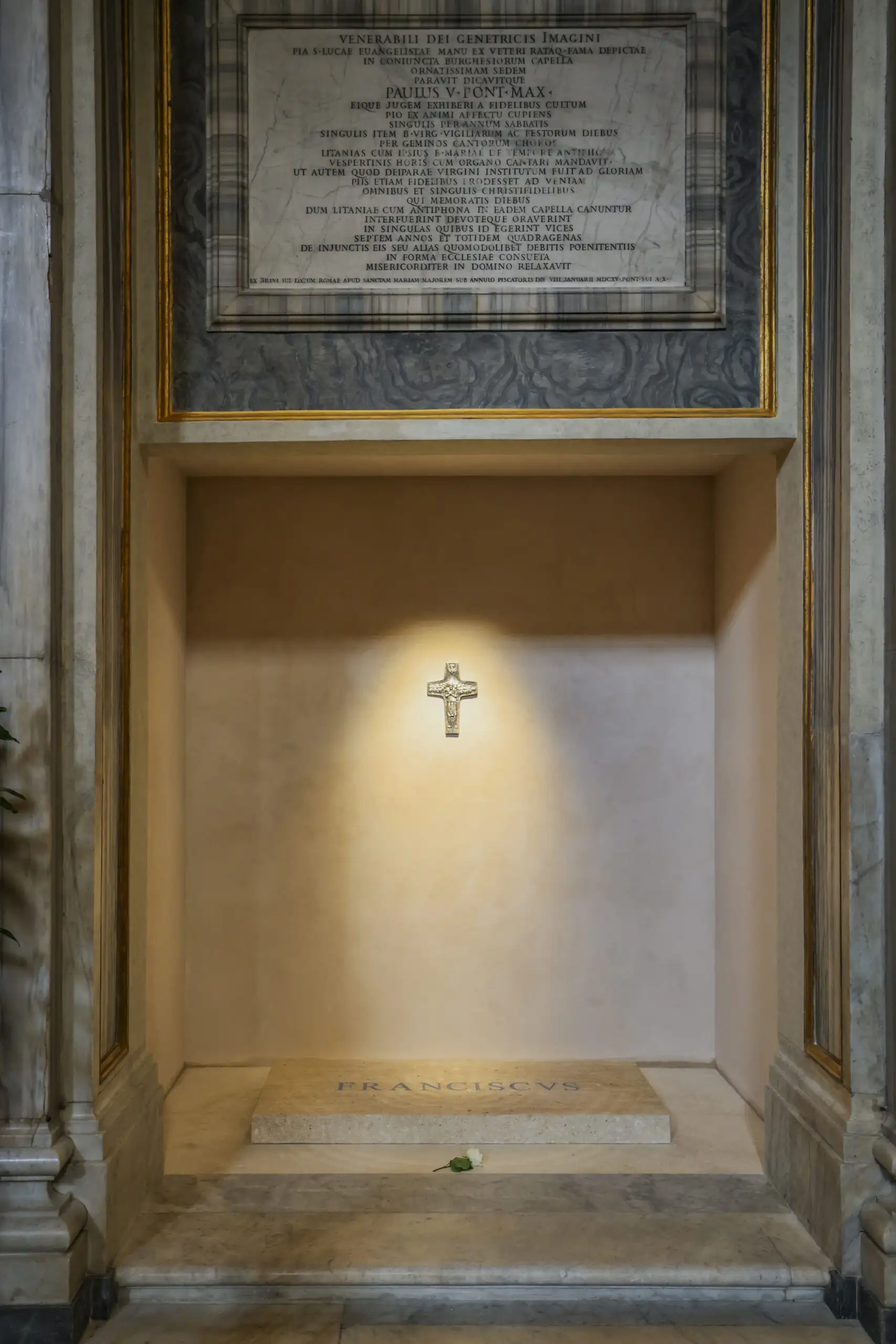 francis pope tafos 2 r scaled 1